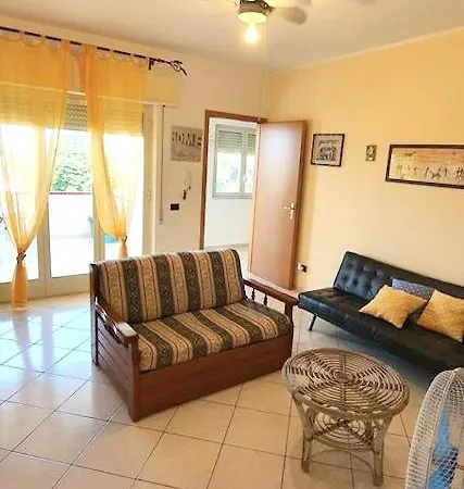 Spacious With Sea View In 180 M²