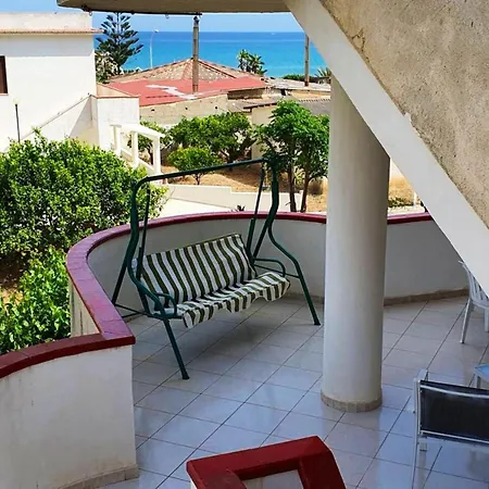 Apartment Spacious With Sea View In 180 M² *