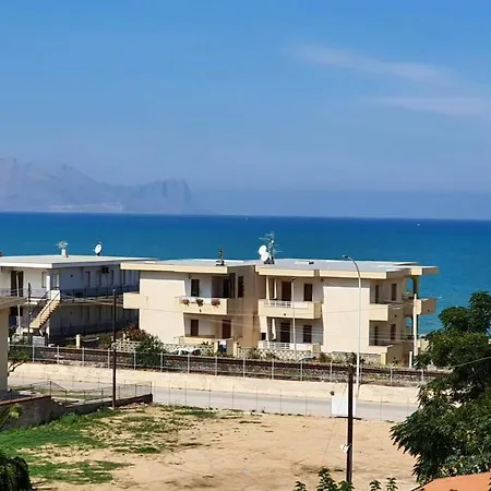 דירה Spacious With Sea View In Alcamo, 180 M² אלקאמו