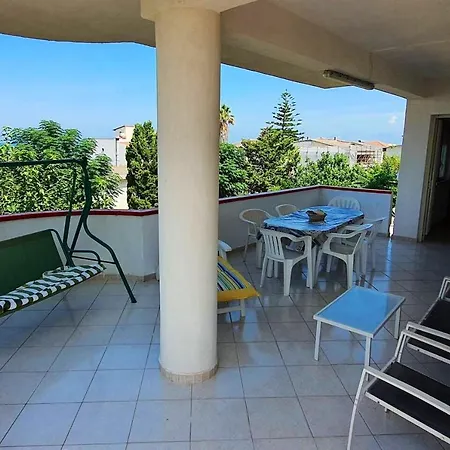 Spacious With Sea View In Alcamo, 180 M² דירה