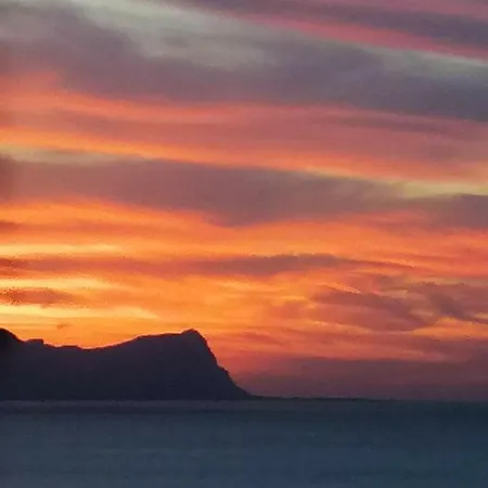 Spacious With Sea View In Alcamo, 180 M² דירה *