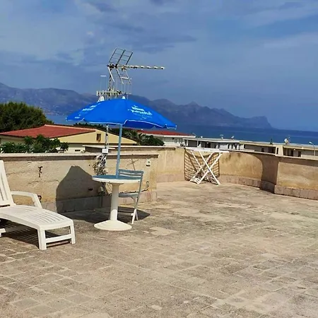 Spacious With Sea View In Alcamo, 180 M²