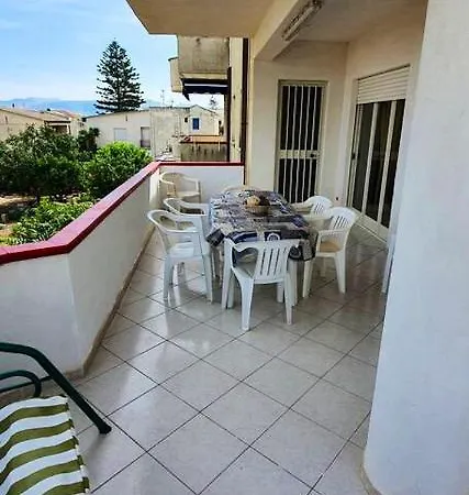 דירה Spacious With Sea View In Alcamo, 180 M² *