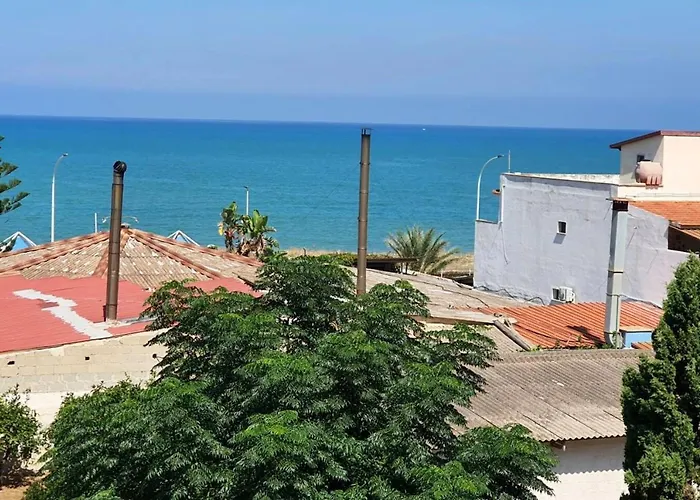 Spacious With Sea View In Alcamo, 180 M² Appartement Alcamo