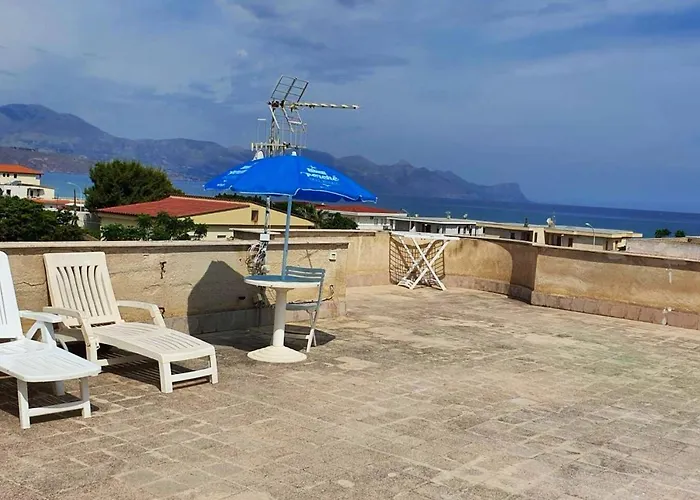 Spacious With Sea View In Alcamo, 180 M²