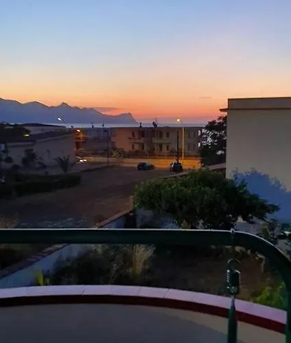 Spacious With Sea View In Alcamo, 180 M² Appartement Alcamo