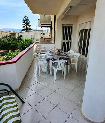 Appartement Spacious With Sea View In Alcamo, 180 M² *